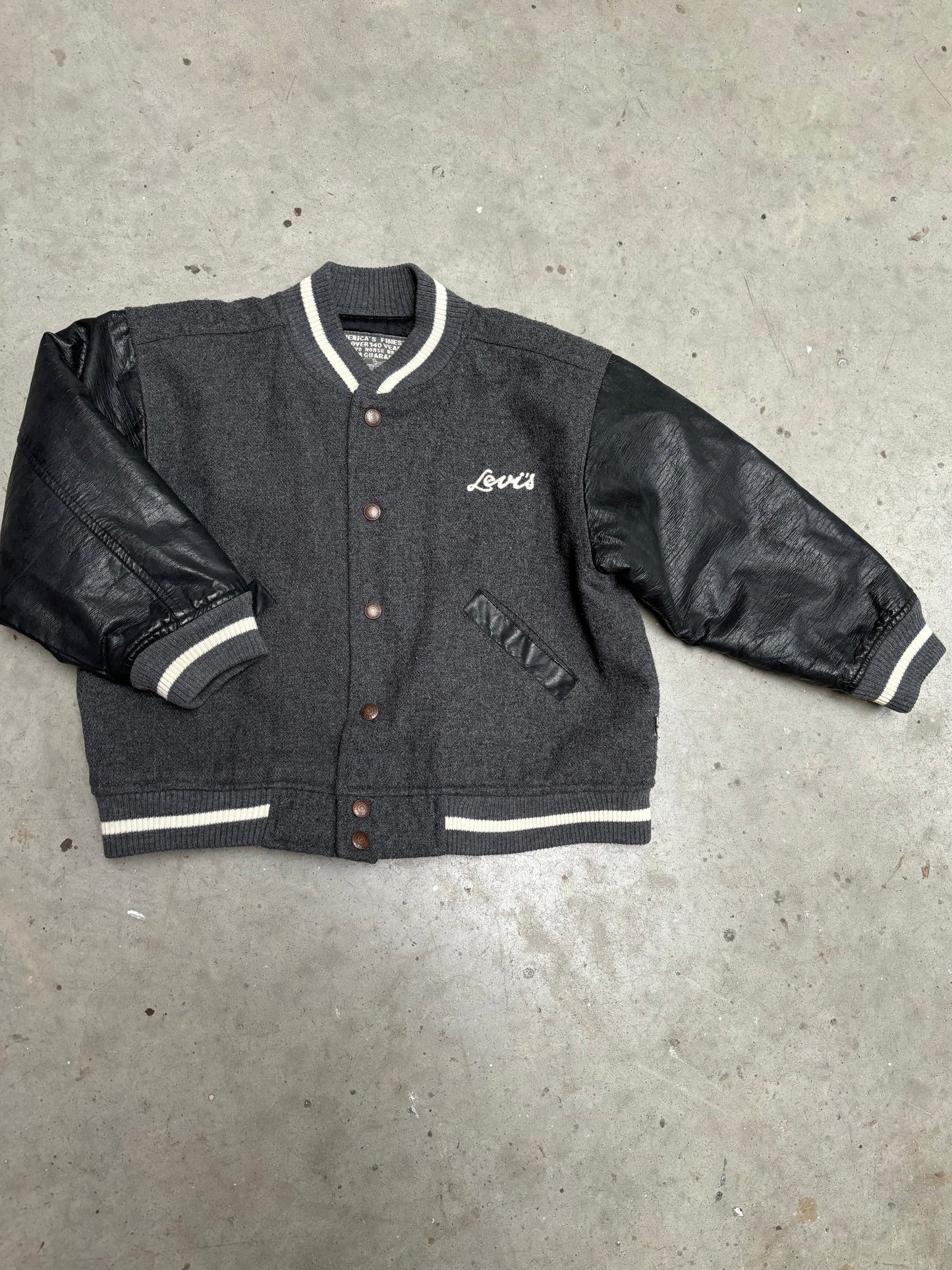 Levi's college bomber (6 jaar)